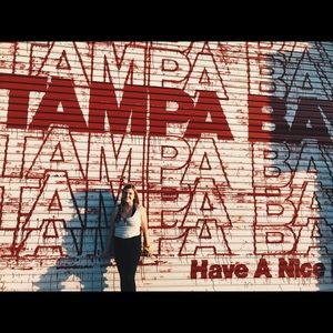 Meet your Posher, Delaney